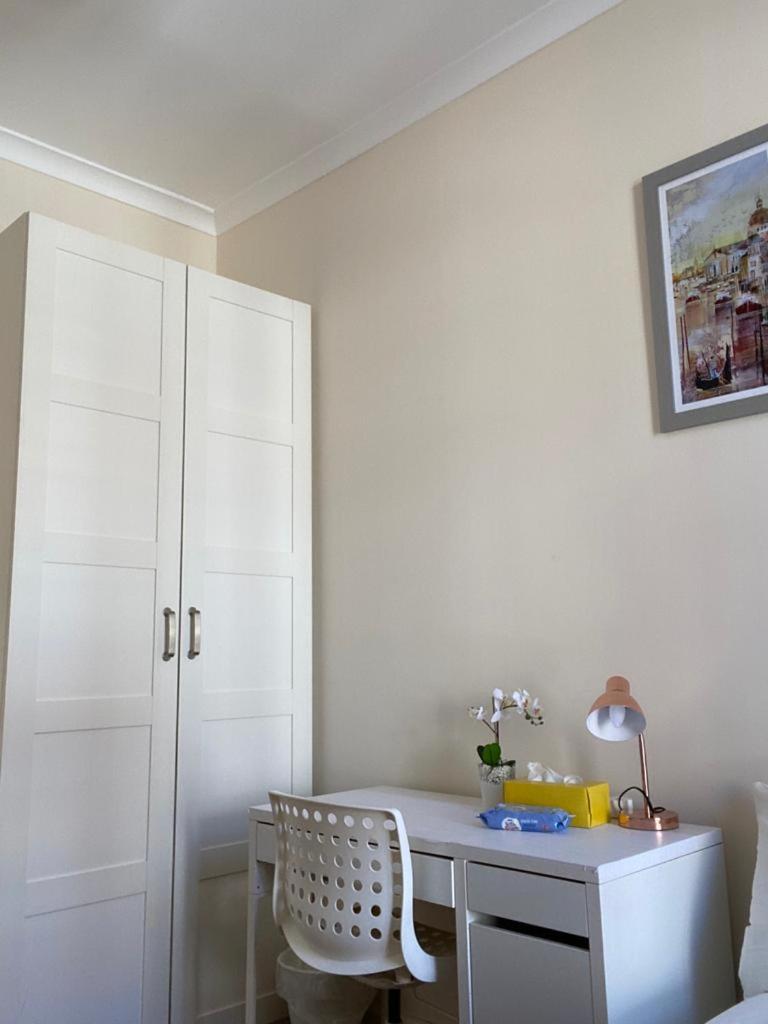 Lovely Private In Camden, Séjour chez l'habitant *