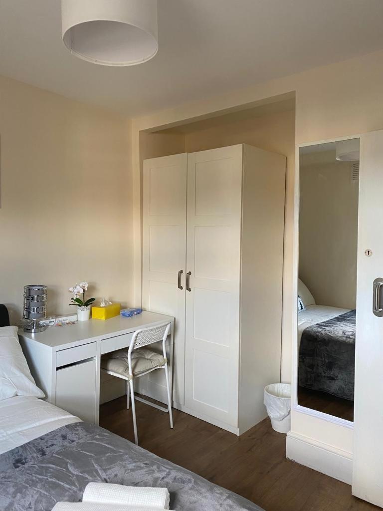 Lovely Private In Camden, Privatunterkunft London