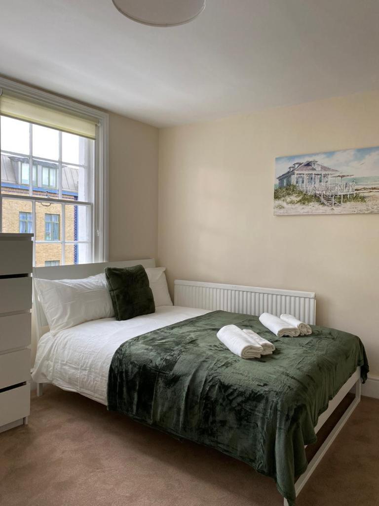 Privatunterkunft Lovely Private In Camden, *
